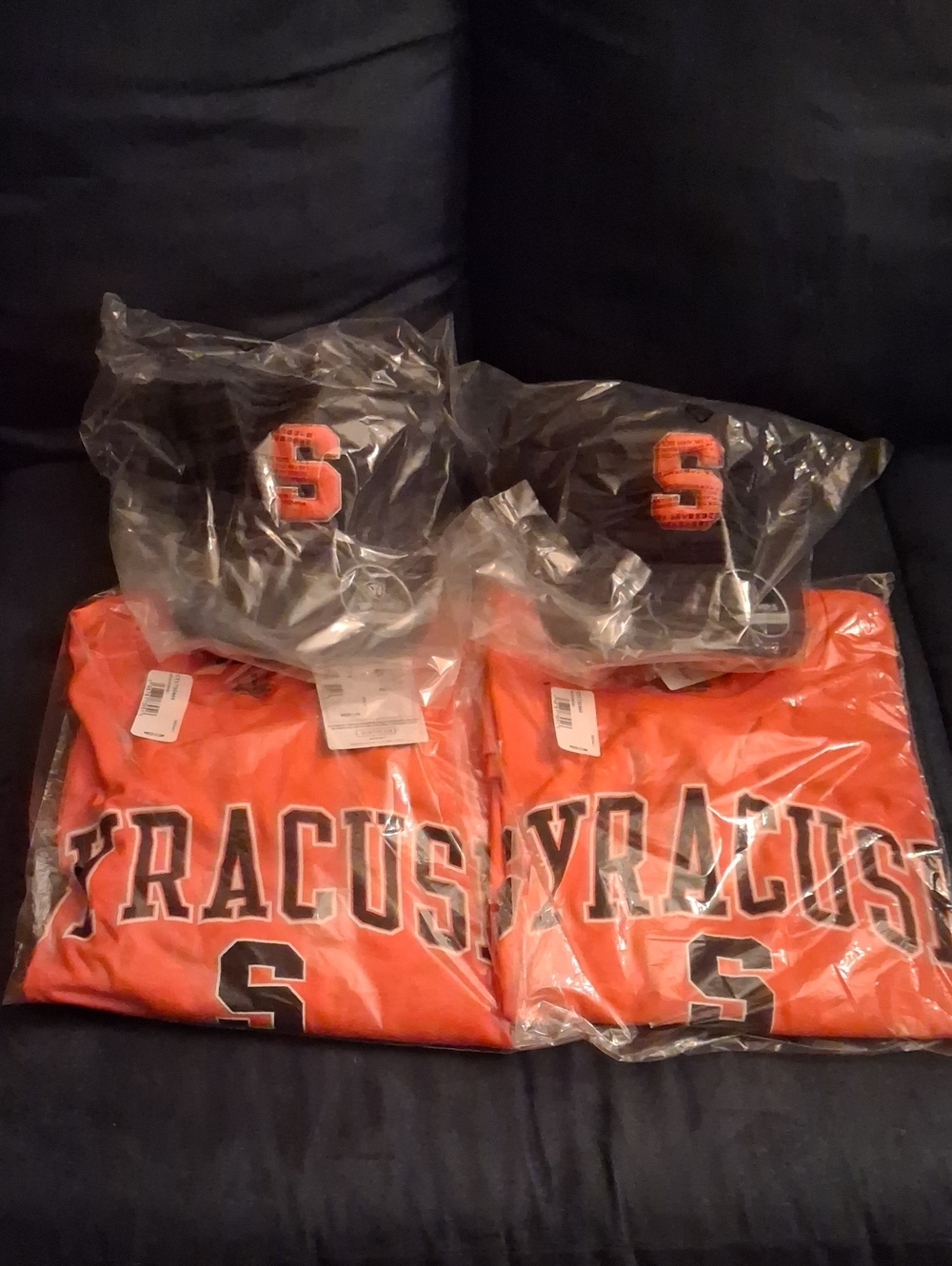 2 Syracuse Orange SS Tees/2 Adjustable Caps